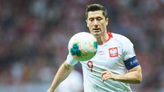 Poland striker Robert Lewandowski